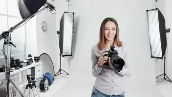 ТФП. Москва. Короткий метр. По сюжету женщина оператор студии