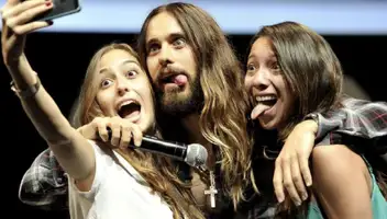 Актер-рилсмейкер